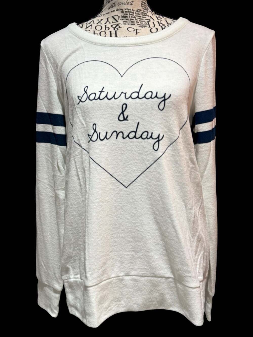 Chaser Saturday & Sunday Open Back Pullover NWT Large Sweatshirt